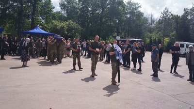 Загинули на Донеччині. У Кропивницькому попрощалися з трьома захисниками.