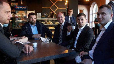 Конституційний суд відкрив провадження через порушення Зеленським карантину