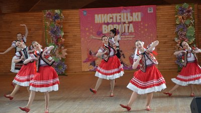 У Житомирі визначили переможців фестивалю-конкурсу хореографічних колективів "Мистецькі ворота-2021"