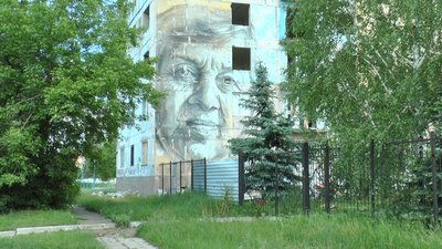 Вчителька з авдіївського муралу лікується в Дніпрі