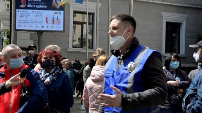 Біля міськради в Тернополі протестували представники промислових ринків Біля міськради в Тернополі протестували представники промислових ринків