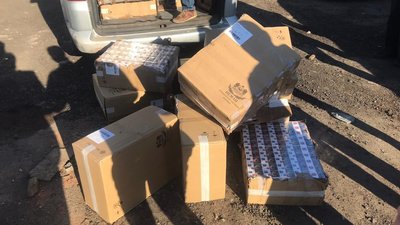 На Волині контрабандист під час втечі наїхав на поліцейського На Волині контрабандист під час втечі наїхав на поліцейського