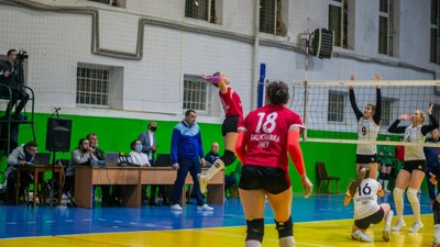 Волейболістки житомирського "Полісся" перемогли тернопільську "Галичанку" Волейболістки житомирського "Полісся" перемогли тернопільську "Галичанку"