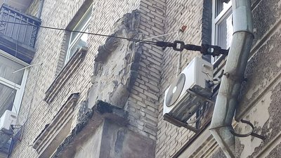 У Дніпрі демонтували більше десятка об’єктів встановлених у радянські роки