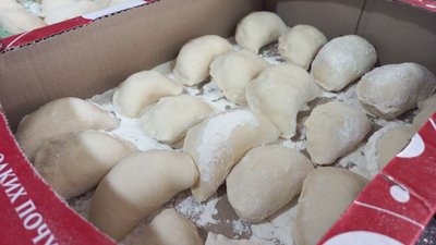 20 тисяч вареників для переселенців та військових приготували у громаді на Полтавщині 20 тисяч вареників для переселенців та військових приготували у громаді на Полтавщині