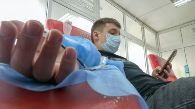 "Кров для крихіток": львів'яни здали кров для передчасно народжених дітей