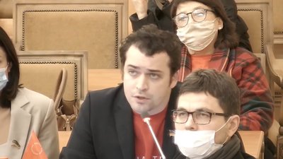В Одесі депутати від "ОПЗЖ" та "Партії Шарія" вимагали проводити сесії міськради російською В Одесі депутати від "ОПЗЖ" та "Партії Шарія" вимагали проводити сесії міськради російською