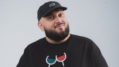 Блогер і репер Київстонер (Альберт Васильєв)