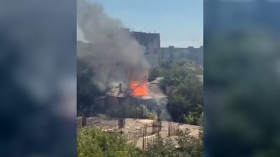 У Чернігові горить нежила будівля