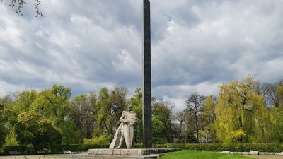 Із 1 травня удвічі здорожчає газ для вічного вогню на Меморіалі солдатської слави у Полтаві Із 1 травня удвічі здорожчає газ для вічного вогню на Меморіалі солдатської слави у Полтаві