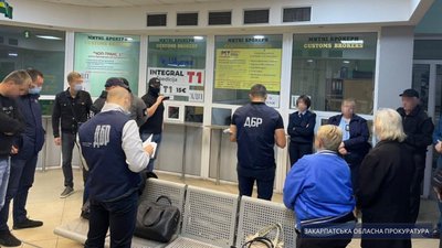 На Закарпатті інспекторку митниці судитимуть за хабарництво
