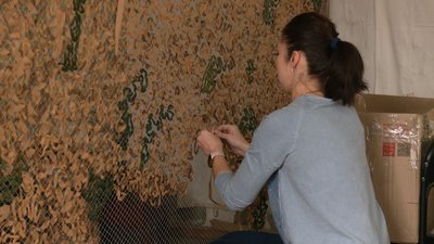 В Івано-Франківську шукають волонтерів для плетіння маскувальних сіток В Івано-Франківську шукають волонтерів для плетіння маскувальних сіток