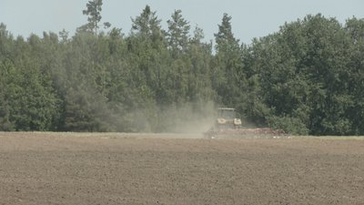 На Черкащині аграрії засіюють поля