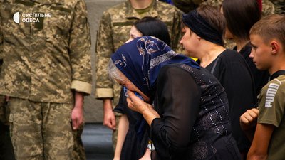В Одесі пройшла церемонія прощання з 25-річниим загиблим військовим. ФОТО В Одесі пройшла церемонія прощання з 25-річниим загиблим військовим. ФОТО