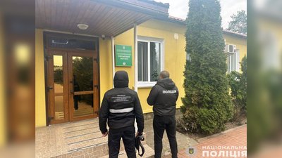 На Чернігівщині двох співробітників військового лісгоспу підозрюють в організації схеми ухилення від призову На Чернігівщині двох співробітників військового лісгоспу підозрюють в організації схеми ухилення від призову