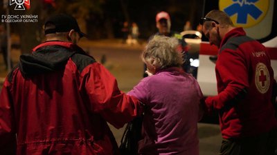 В Одесі сталась пожежа у житловому будинку, мешканців евакуювали