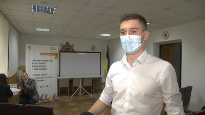 У Житомирі для умовно засуджених проводять покази документальних фільмів У Житомирі для умовно засуджених проводять покази документальних фільмів