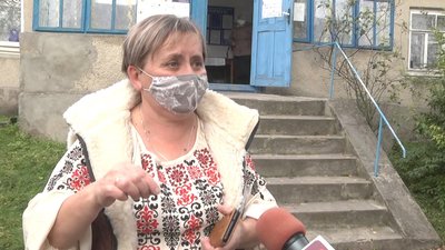 На Тернопільщині виборець порвав свої бюлетені На Тернопільщині виборець порвав свої бюлетені