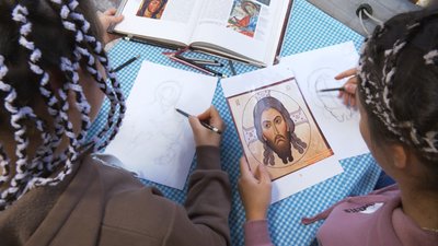 Підлітки з Черкащини пишуть ікони
