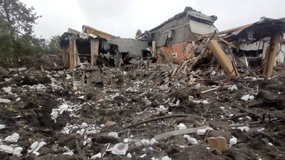 Внаслідок ракетної атаки по Запоріжжю пошкоджені об'єкти інфраструктури Внаслідок ракетної атаки по Запоріжжю пошкоджені об'єкти інфраструктури