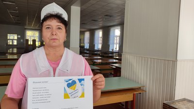 50 кілограмів випічки щодня: в ліцеї Житомира готують печиво та пиріжки для військових 50 кілограмів випічки щодня: в ліцеї Житомира готують печиво та пиріжки для військових