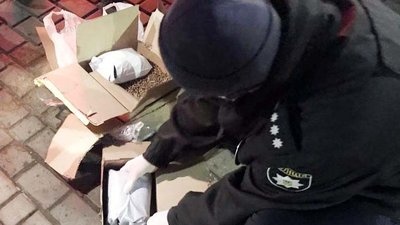 В Херсоні поліція перекрила канал розповсюдження небезпечної психотропної речовини PVP В Херсоні поліція перекрила канал розповсюдження небезпечної психотропної речовини PVP