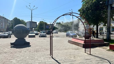 У Полтаві охолоджувальні арки У Полтаві охолоджувальні арки