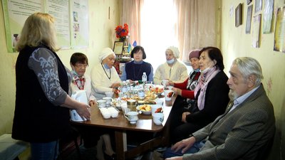 У Житомирі благодійники організовують зустрічі для людей, які постраждали від нацизму У Житомирі благодійники організовують зустрічі для людей, які постраждали від нацизму