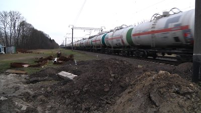 На Житомирщині на чверть завершили будівництво мосту через залізницю на трасі Житомир-Чернівці На Житомирщині на чверть завершили будівництво мосту через залізницю на трасі Житомир-Чернівці