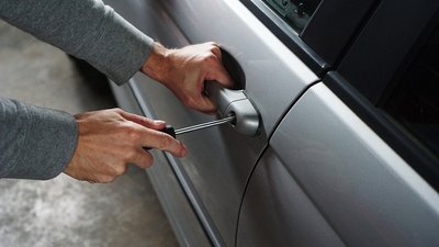 За кожну викрадену автівку – по року в’язниці отримав черкасець