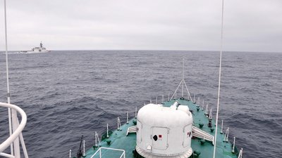Кораблі РФ втрутилися у спільні навчання України та США в Чорному морі Кораблі РФ втрутилися у спільні навчання України та США в Чорному морі