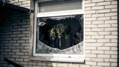 Внаслідок російської атаки у Сновській громаді на Чернігівщині пошкоджені магазин та будинки: чи є поранені
