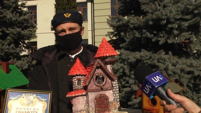У Житомирі визначили переможців дитячого обласного конкурсу на кращу шпаківню У Житомирі визначили переможців дитячого обласного конкурсу на кращу шпаківню
