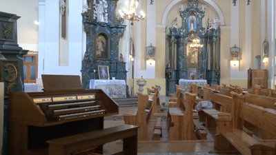 На Тернопільщині богослужіння в костелі відбуваються під звучання нового органу На Тернопільщині богослужіння в костелі відбуваються під звучання нового органу