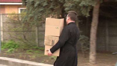 Щоб поділитися теплом у свято: з Черкас на передову відправили паски Щоб поділитися теплом у свято: з Черкас на передову відправили паски