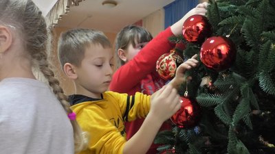 Новорічний ранок у дитсадках Ужгорода: як організовують в умовах карантину