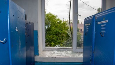 Вночі російська армія обстріляла підприємство у Миколаєві