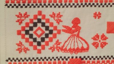 "Вишиті болем": у Житомирі відкрилася виставка рушників, які символізують історії жінок, що постраждали від насильства "Вишиті болем": у Житомирі відкрилася виставка рушників, які символізують історії жінок, що постраждали від насильства