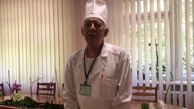 Заступнику головлікаря херсонської дитячої лікарні змінили підозру і викликали до СБУ