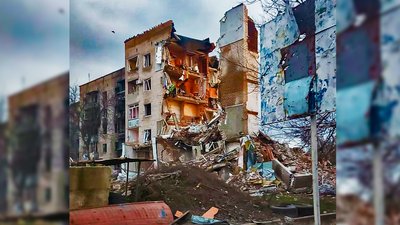 Наслідки обстрілів 27 грудня в Оріхові: зруйновані багатоповерхівки