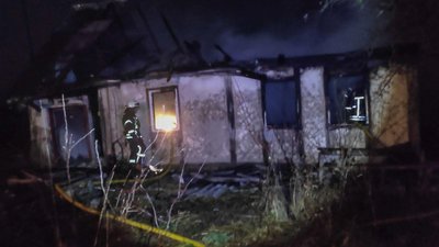 На Житомирщині на пожежі у приватному житловому будинку загинув власник оселі На Житомирщині на пожежі у приватному житловому будинку загинув власник оселі