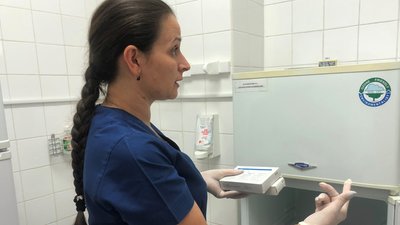На Закарпаття передали з Угорщини 6 тисяч доз вакцини БЦЖ На Закарпаття передали з Угорщини 6 тисяч доз вакцини БЦЖ