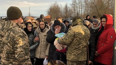 На Тернопільщині попрощалися із командиром танка На Тернопільщині попрощалися із командиром танка