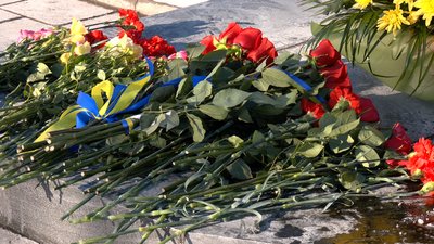 У Вінниці вшанували пам'ять ліквідаторів аварії на Чорнобильській АЕС У Вінниці вшанували пам'ять ліквідаторів аварії на Чорнобильській АЕС