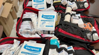 Аптечки, ноші для поранених: на Житомирщину привезли гуманітарну допомогу від польських волонтерів Аптечки, ноші для поранених: на Житомирщину привезли гуманітарну допомогу від польських волонтерів