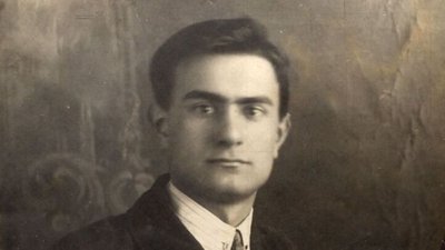 Пошкоджений обстрілами будинок "Слово": життя під час двох воєн Пошкоджений обстрілами будинок "Слово": життя під час двох воєн