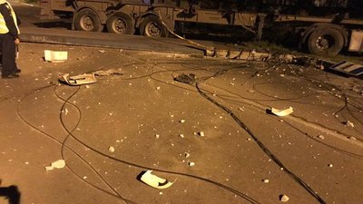 У Маріуполі вночі стались три аварії: є травмовані, заблокований рух У Маріуполі вночі стались три аварії: є травмовані, заблокований рух