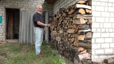 На Черкащині колишній сільський голова виготовляє скрипки На Черкащині колишній сільський голова виготовляє скрипки