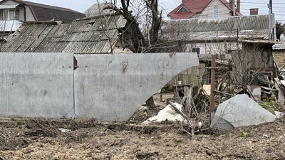 Херсон знову під обстрілами. Війська РФ обстріляли дитячі медичні заклади та Червоний Хрест Херсон знову під обстрілами. Війська РФ обстріляли дитячі медичні заклади та Червоний Хрест