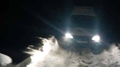 Рятувальники на Волині витягли зі снігу два рейсові автобуси та ще понад десяток авто Рятувальники на Волині витягли зі снігу два рейсові автобуси та ще понад десяток авто